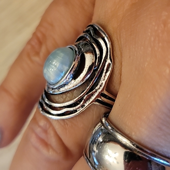 💥LAST ONE💥Eye of the Storm Blue Lace Agate Antiqued Silver Ring - Picture 6 of 9